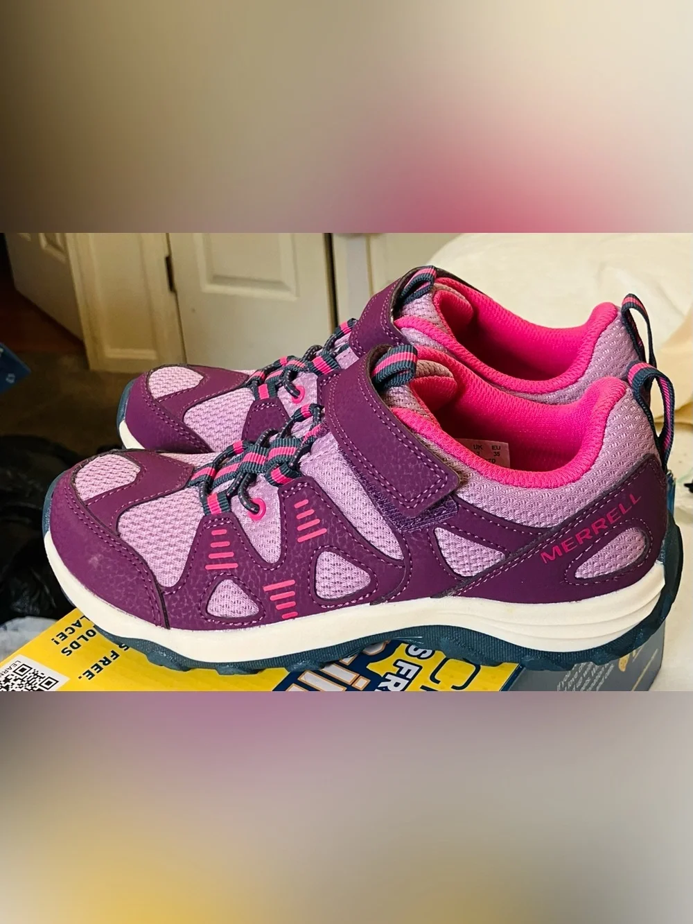 Girls' Merrill Trail Chaser Sneakers Size 3M